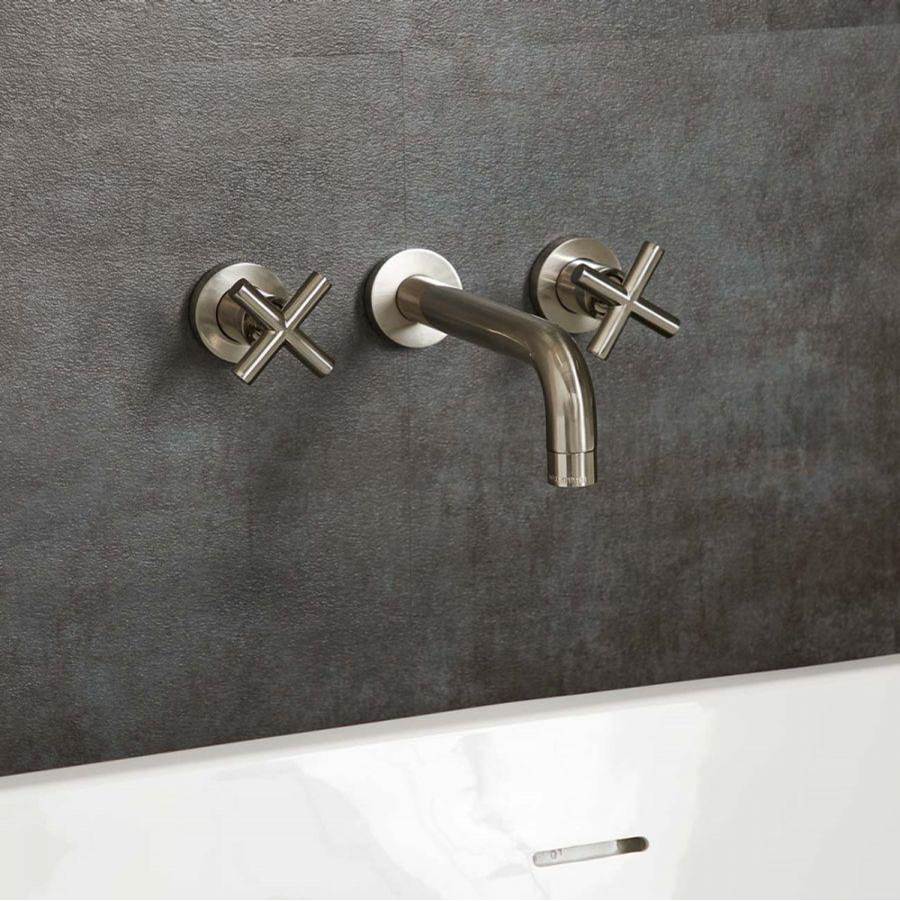 Maidstone Wall Mout Tub Faucet - Downspout